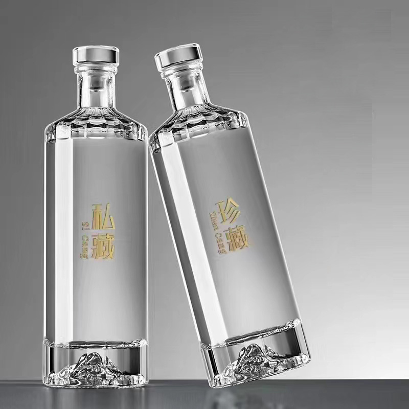 Manufacturer's direct shipment of 1000ml, 700ml, 500ml glass bottle, super flint glass bottle, vodka whiskey