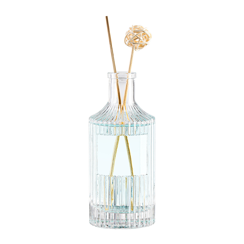 Wholesale empty luxury empty perfume fragrant square glass reed diffuser bottle 100ml 200ml with wooden cap