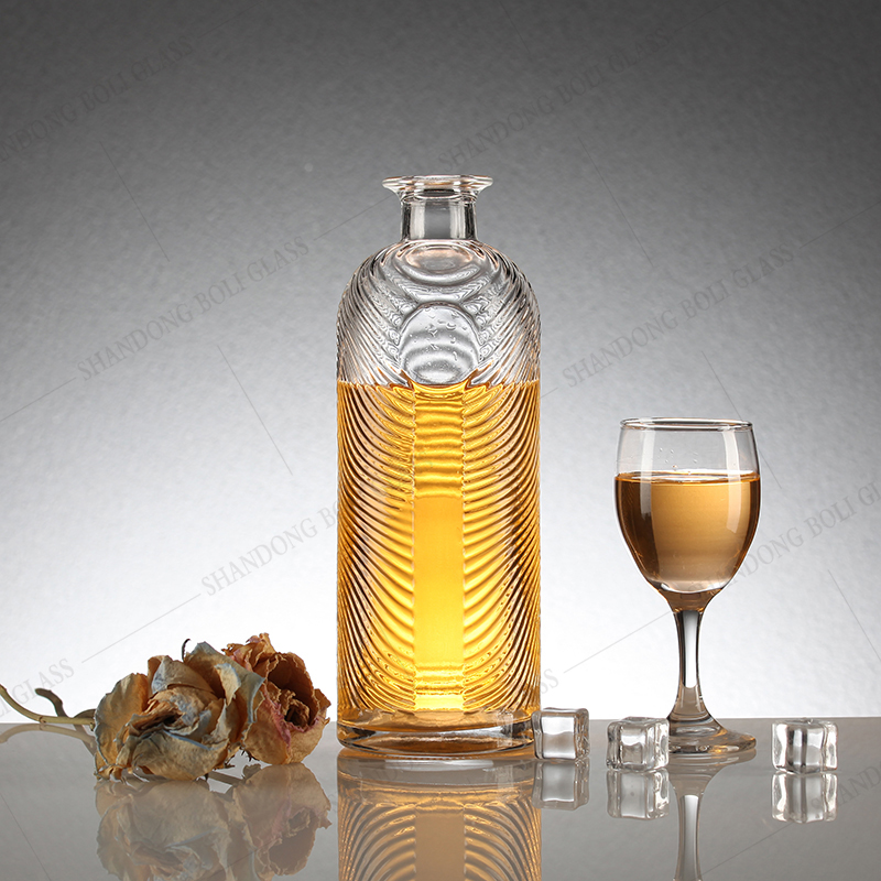 New Product Free Samples Glass Spirits Bottle for Whisky,Vodka,Rum,Gin