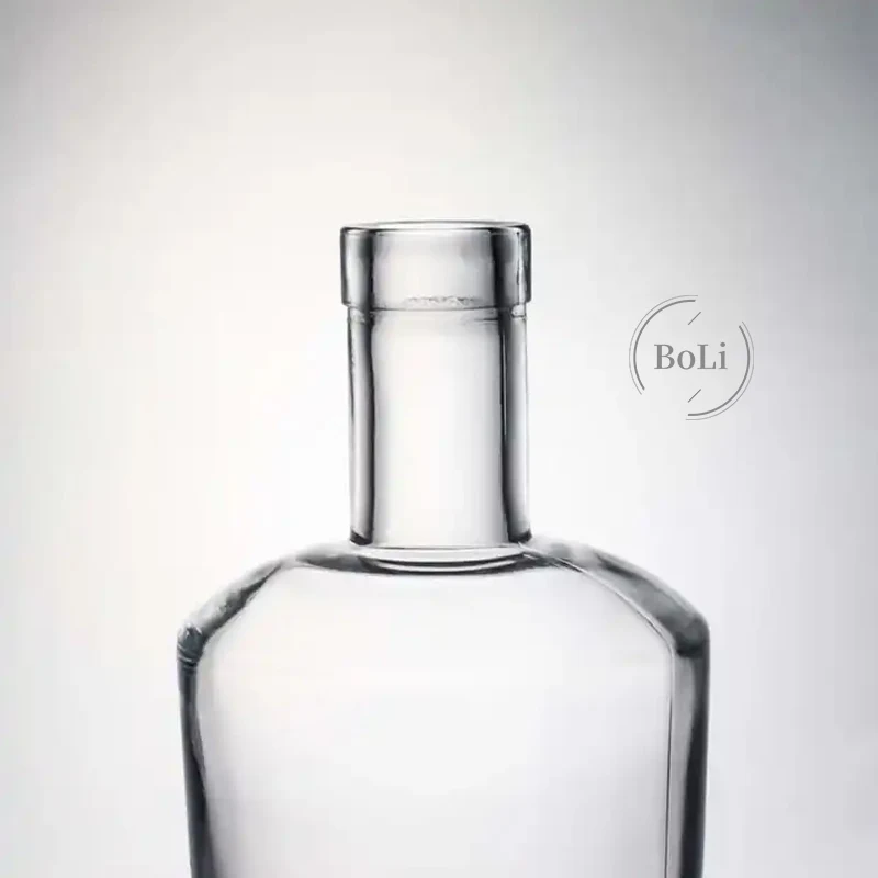 High Quality OEM/ODM Design 500ml 750ml Liquor Glass Bottle for Liquor